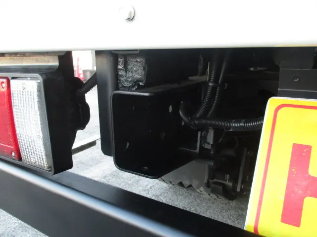 いすゞ エルフ TRG-NKR85A(2WD)の写真23