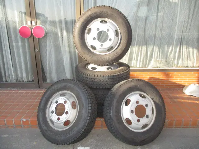 日野 デュトロ TKG-XZU775M(4WD)の写真28