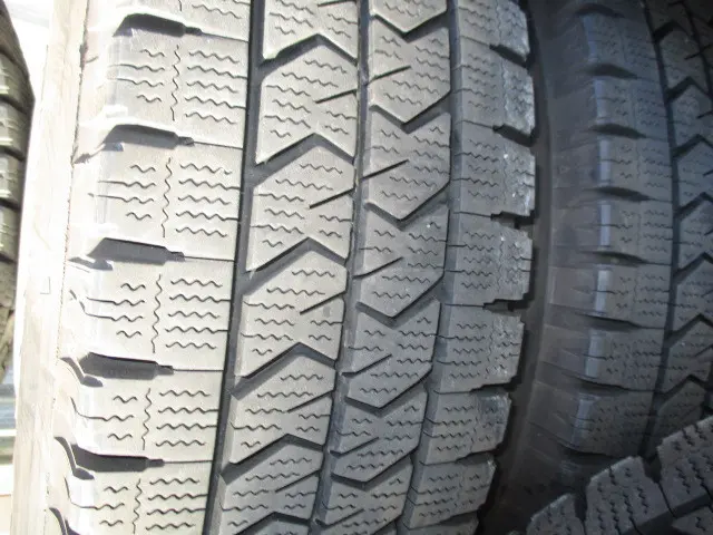 日野 デュトロ TKG-XZU775M(4WD)の写真29