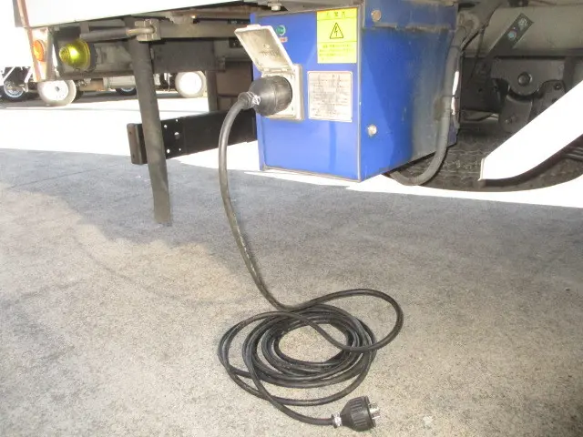 日野 デュトロ TKG-XZU775M(4WD)の写真30