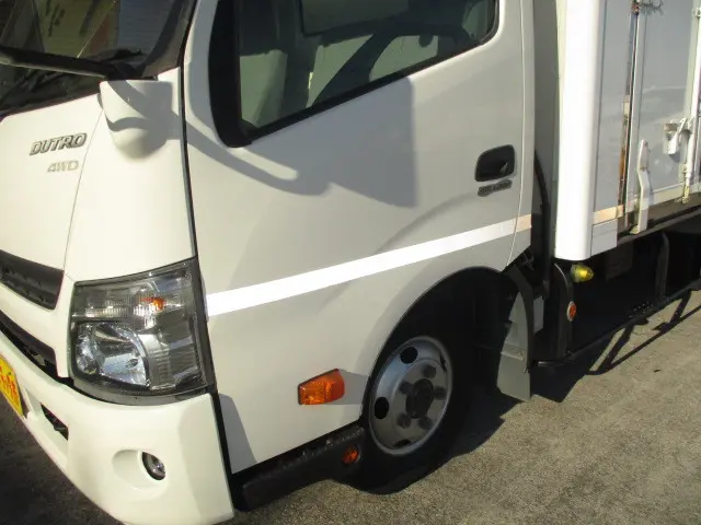 日野 デュトロ TKG-XZU775M(4WD)の写真47