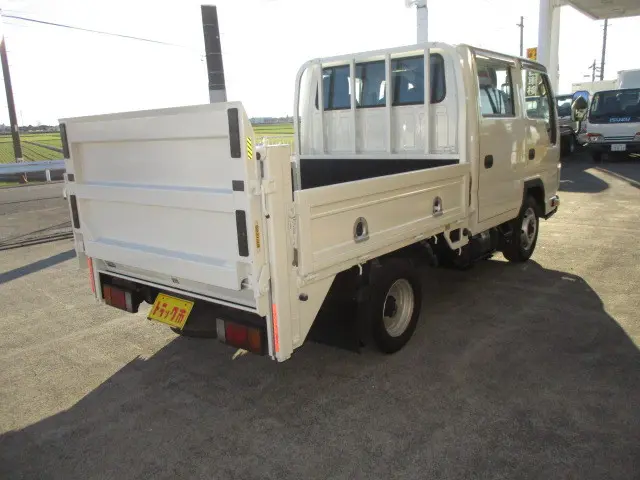 いすゞ エルフ TKG-NHR85A(2WD)の写真2