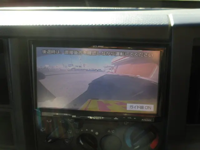 いすゞ エルフ TKG-NHR85A(2WD)の写真16