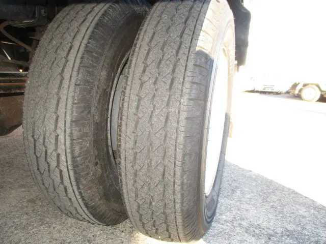 いすゞ エルフ TKG-NHR85A(2WD)の写真19