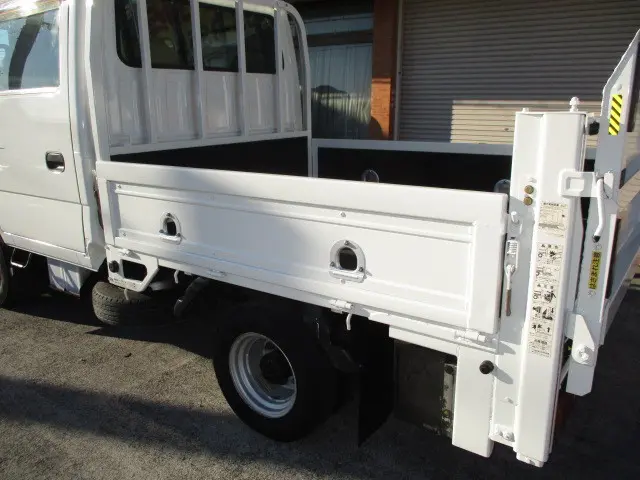 いすゞ エルフ TKG-NHR85A(2WD)の写真37