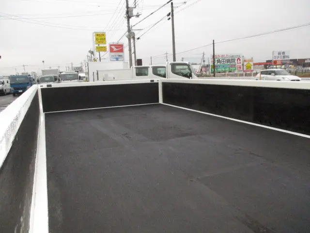 日野 デュトロ TKG-XZU695M(4WD)の写真37