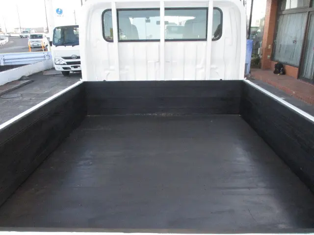 トヨタ ダイナ LDF-KDY281(4WD)の写真3