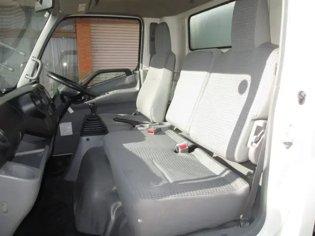 日野 デュトロ TKG-XZU710M(2WD)の写真18