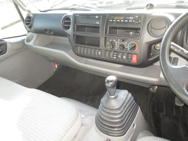 日野 デュトロ TKG-XZU710M(2WD)の写真20