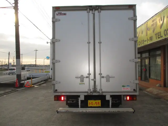 いすゞ エルフ TKG-NNR85AN(2WD)の写真36