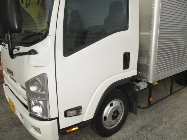 いすゞ エルフ TKG-NNR85AN(2WD)の写真39