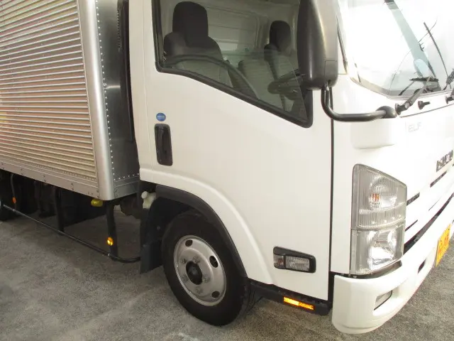 いすゞ エルフ TKG-NNR85AN(2WD)の写真40