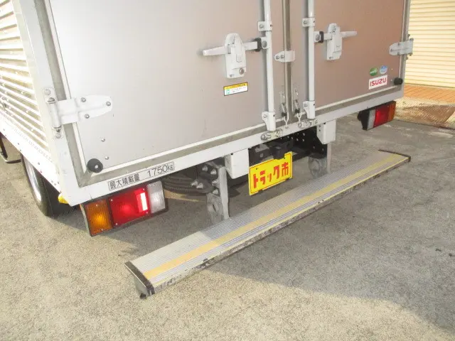 いすゞ エルフ TKG-NNR85AN(2WD)の写真43