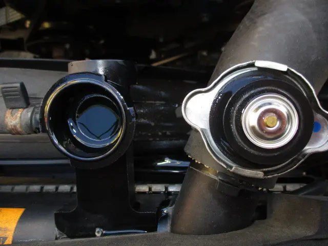 いすゞ エルフ TKG-NPR85AN(2WD)の写真14