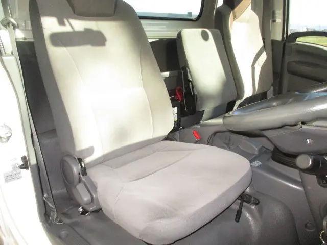 いすゞ エルフ TKG-NPR85AN(2WD)の写真15