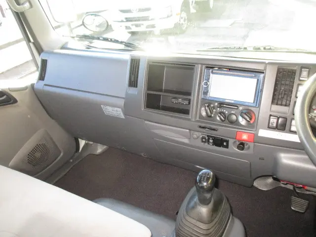 いすゞ エルフ TKG-NPR85AN(2WD)の写真18