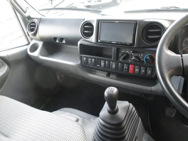 トヨタ ダイナ TKG-XZU695(4WD)の写真19