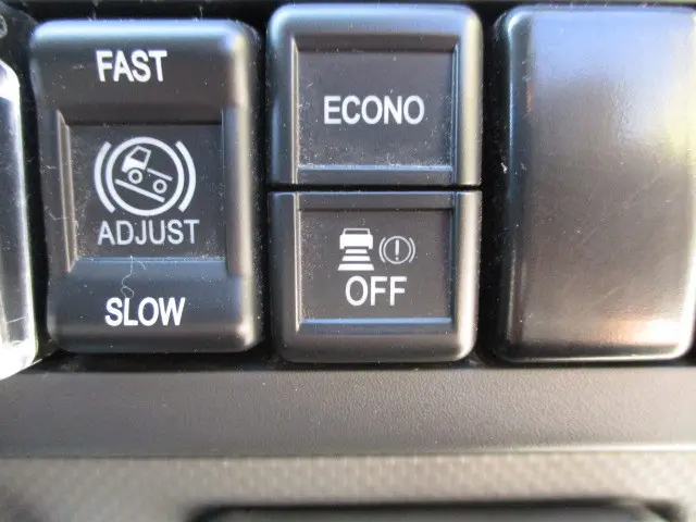 いすゞ エルフ 2RG-NJS88A(4WD)の写真12