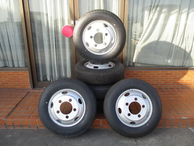 いすゞ エルフ 2RG-NJS88A(4WD)の写真18