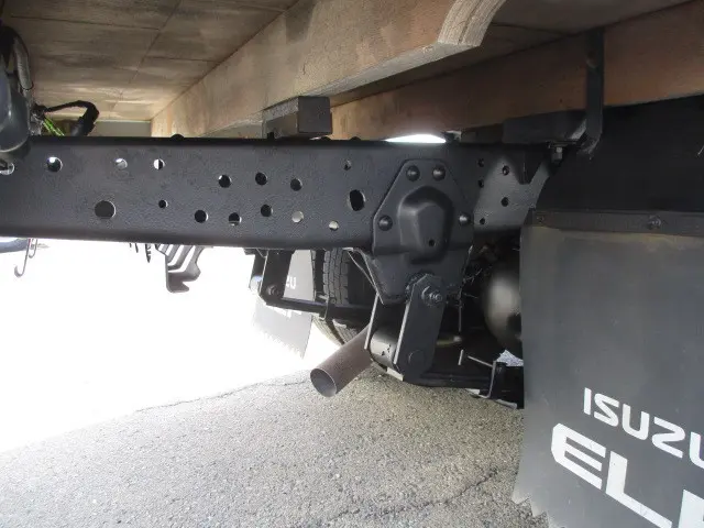 いすゞ エルフ 2RG-NJS88A(4WD)の写真21