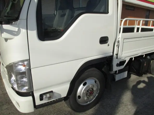 いすゞ エルフ 2RG-NJS88A(4WD)の写真37