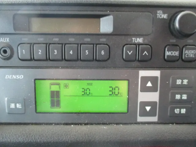 トヨタ ハイエースレジアス QDF-GDH201Vの写真8