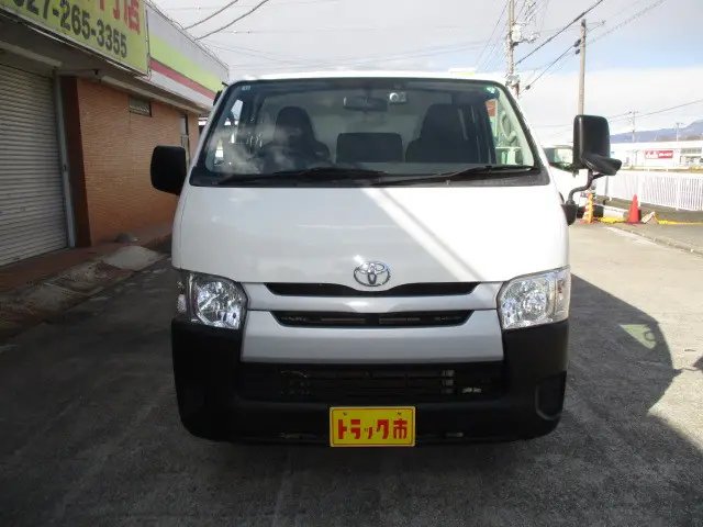 トヨタ ハイエースレジアス QDF-GDH201Vの写真31