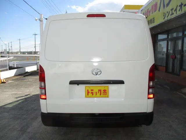 トヨタ ハイエースレジアス QDF-GDH201Vの写真32