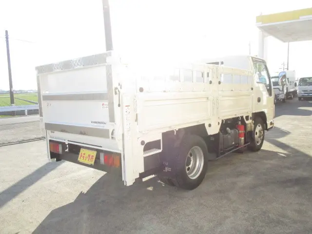 いすゞ エルフ TRG-NKR85A(2WD)の写真2