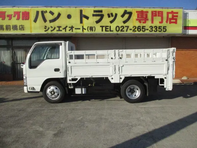 いすゞ エルフ TRG-NKR85A(2WD)の写真33