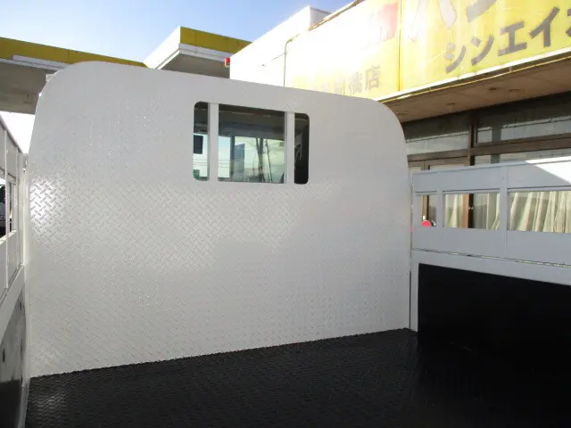 いすゞ エルフ TRG-NKR85A(2WD)の写真40