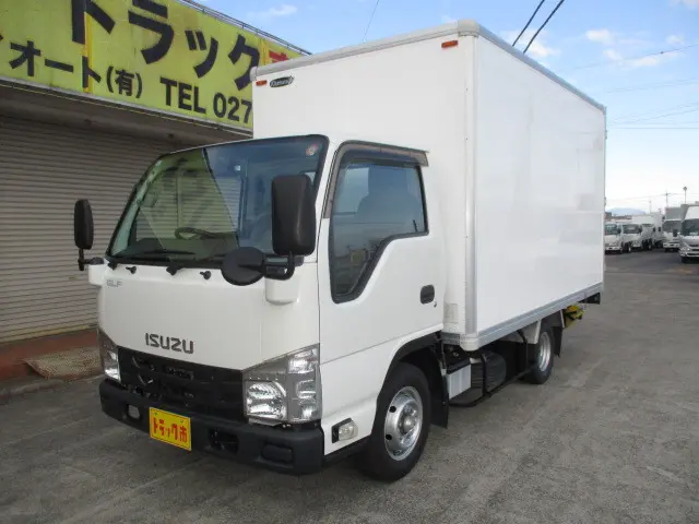 いすゞ エルフ TPG-NHR85AN(2WD)の写真1