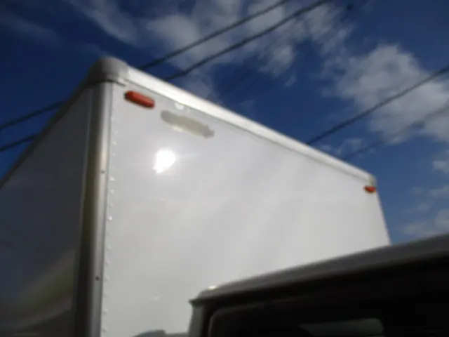 いすゞ エルフ TPG-NHR85AN(2WD)の写真43