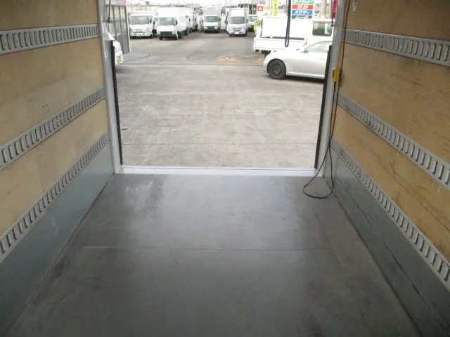 日野 デュトロ TKG-XZU645M(2WD)の写真8