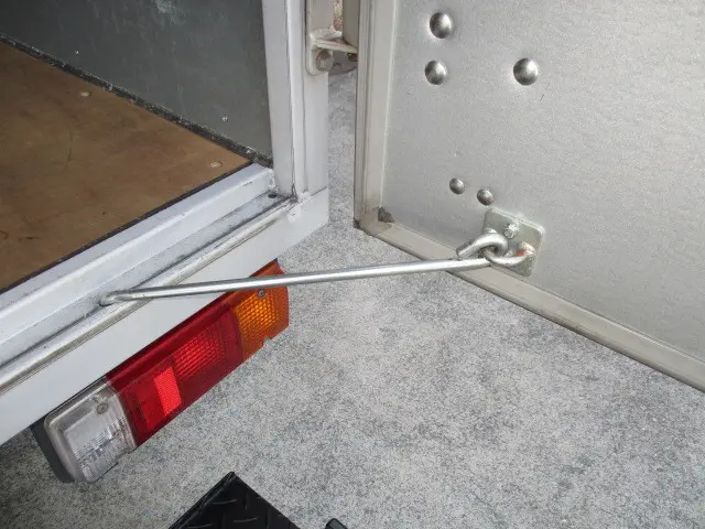 日野 デュトロ 2RG-XZU605M(2WD)の写真9