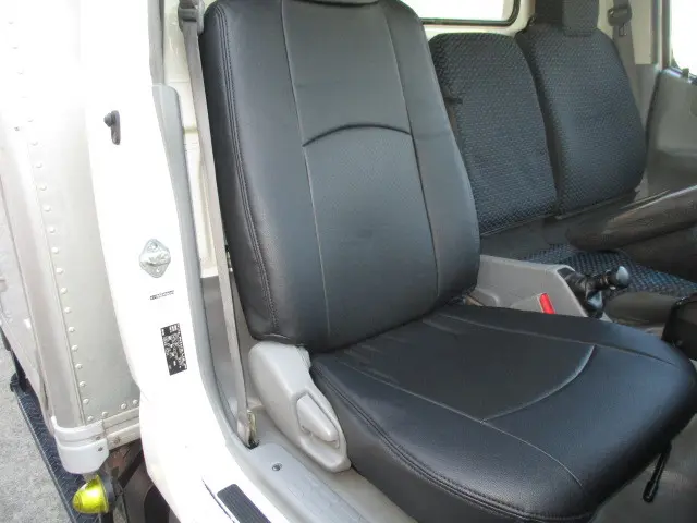 日野 デュトロ 2RG-XZU605M(2WD)の写真17