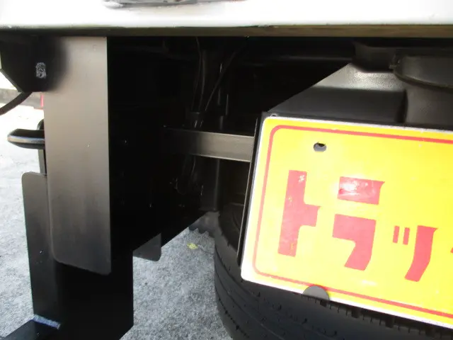 日野 デュトロ 2RG-XZU605M(2WD)の写真32