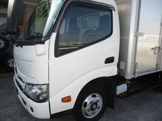 日野 デュトロ 2RG-XZU605M(2WD)の写真46