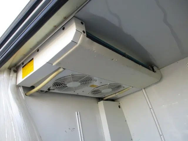 トヨタ ハイエースバン LDF-KDH201V(2WD)の写真9