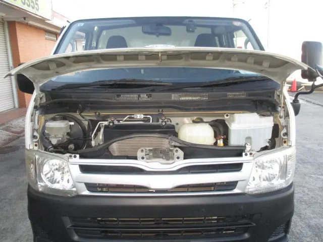 トヨタ ハイエースバン LDF-KDH201V(2WD)の写真21