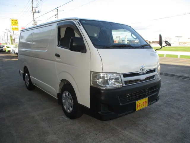 トヨタ ハイエースバン LDF-KDH201V(2WD)の写真29