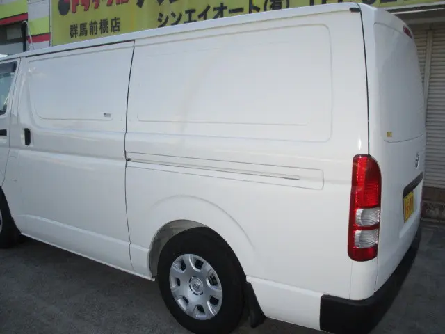 トヨタ ハイエースバン LDF-KDH201V(2WD)の写真35