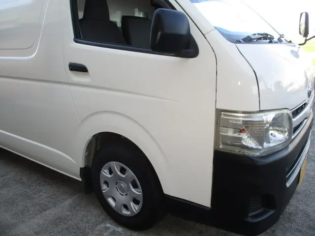 トヨタ ハイエースバン LDF-KDH201V(2WD)の写真37