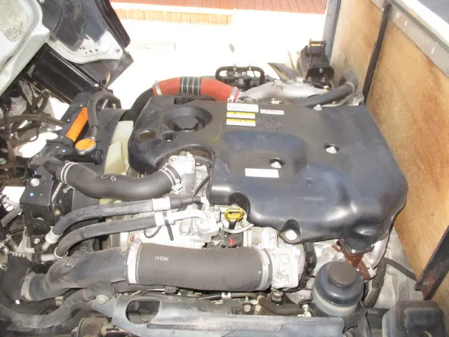 いすゞ エルフ TKG-NHR85A(2WD)の写真5