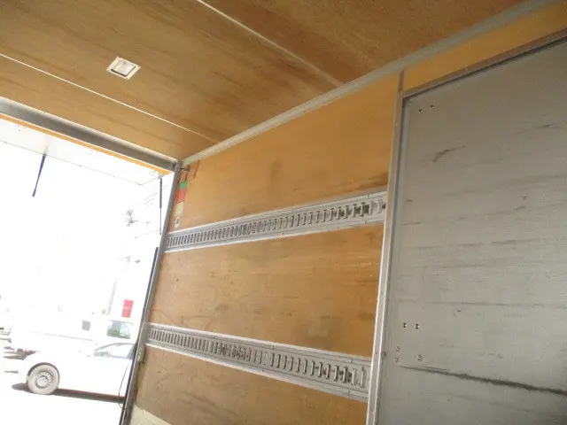 マツダ タイタン TRG-LMR85AN(2WD)の写真6