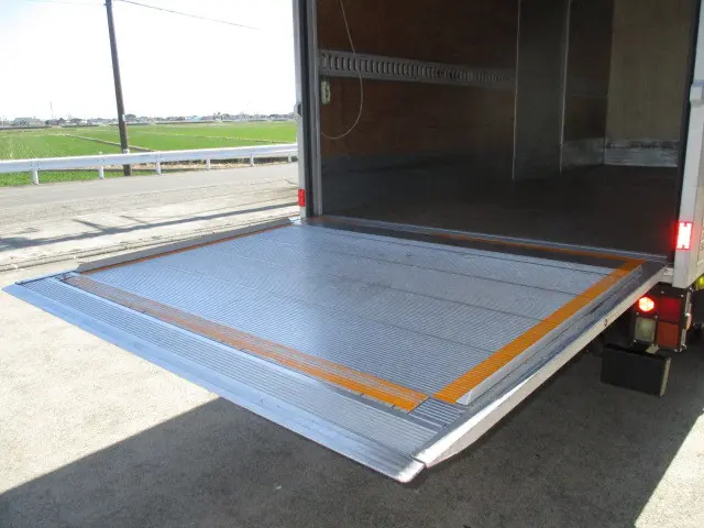 マツダ タイタン TRG-LMR85AN(2WD)の写真13