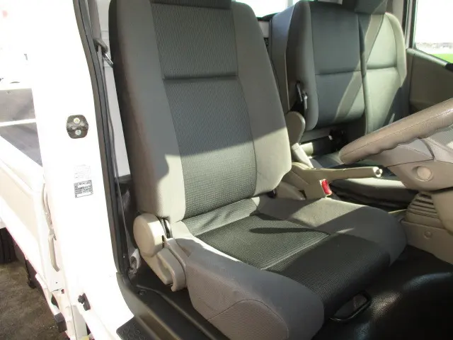 日産 アトラス SDG-SZ5F24(4WD)の写真7