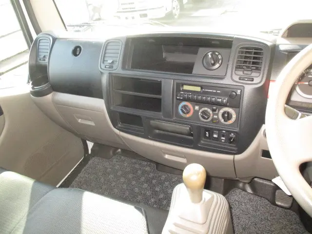 日産 アトラス SDG-SZ5F24(4WD)の写真10