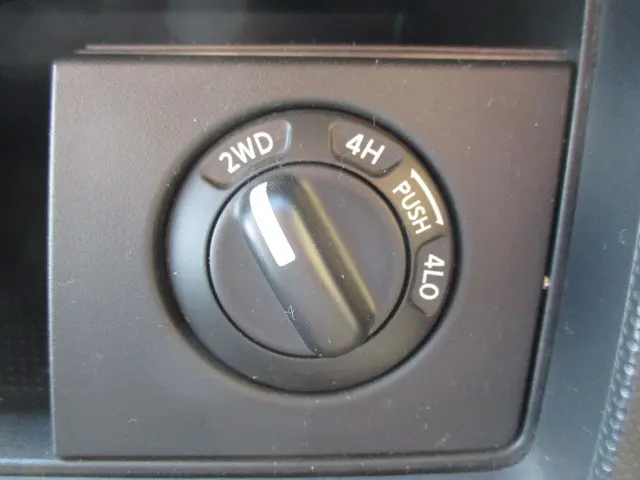 日産 アトラス SDG-SZ5F24(4WD)の写真11