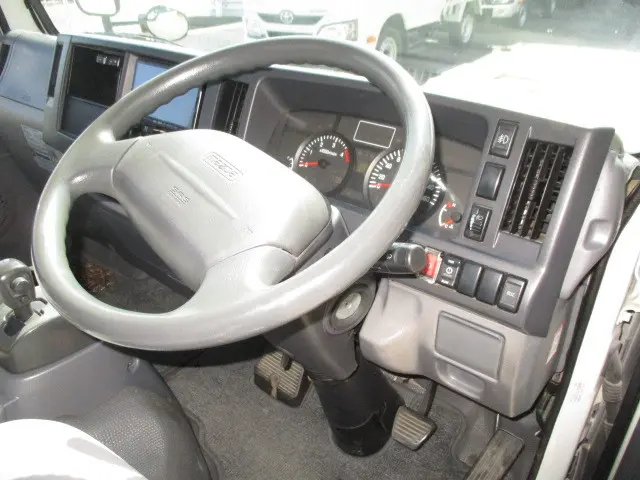 マツダ タイタン TRG-LHS85A(4WD)の写真8